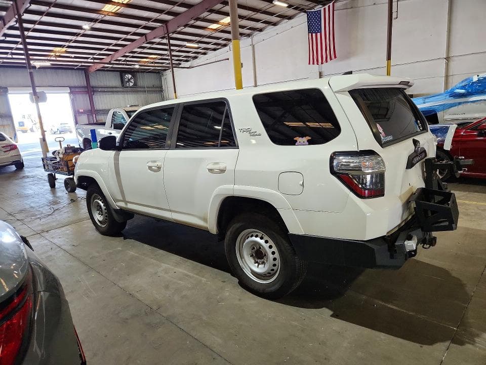 2017 TOYOTA 4RUNNER DELUXE V6 2