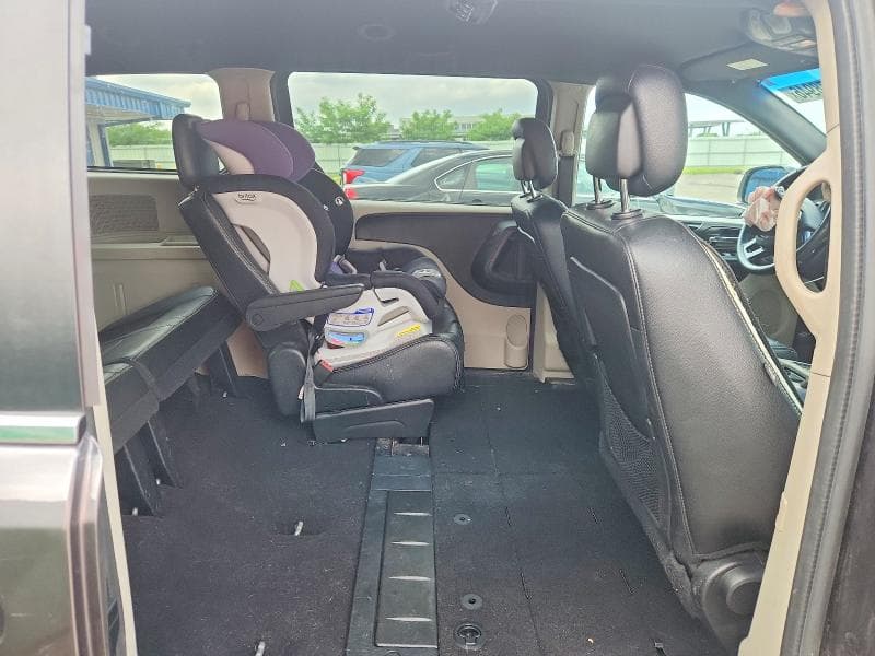 2017 DODGE GRAND CARAVAN SXT 11