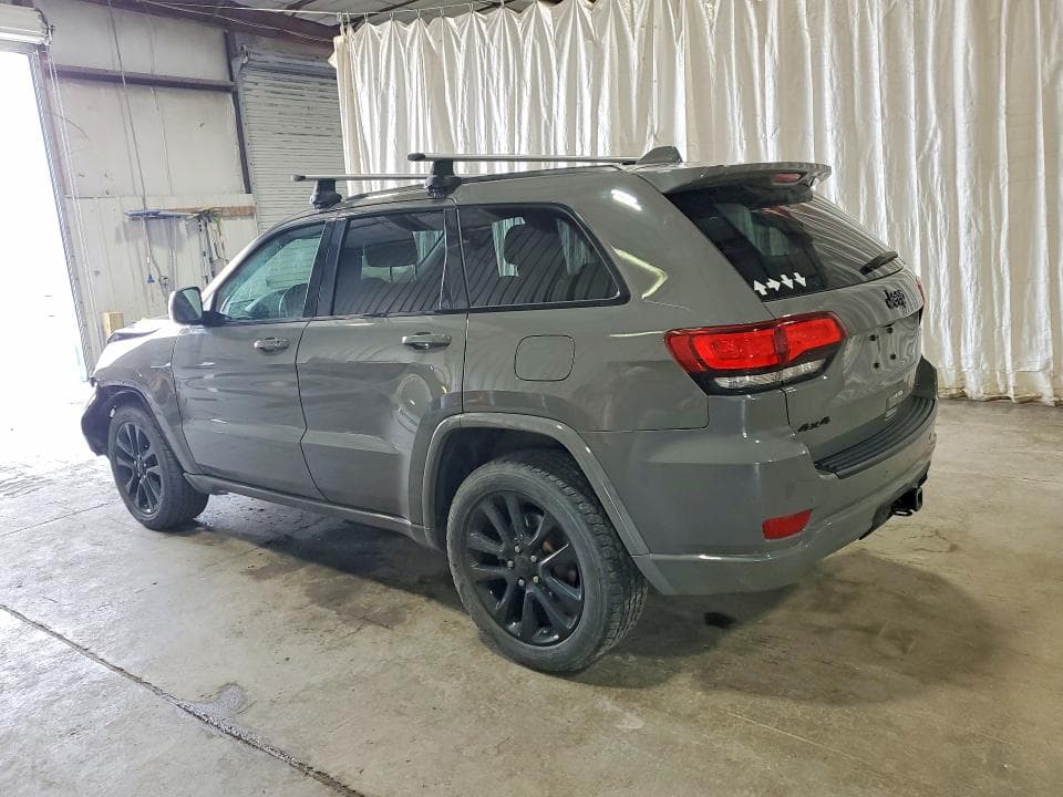 2019 JEEP GRAND CHEROKEE LAREDO 2