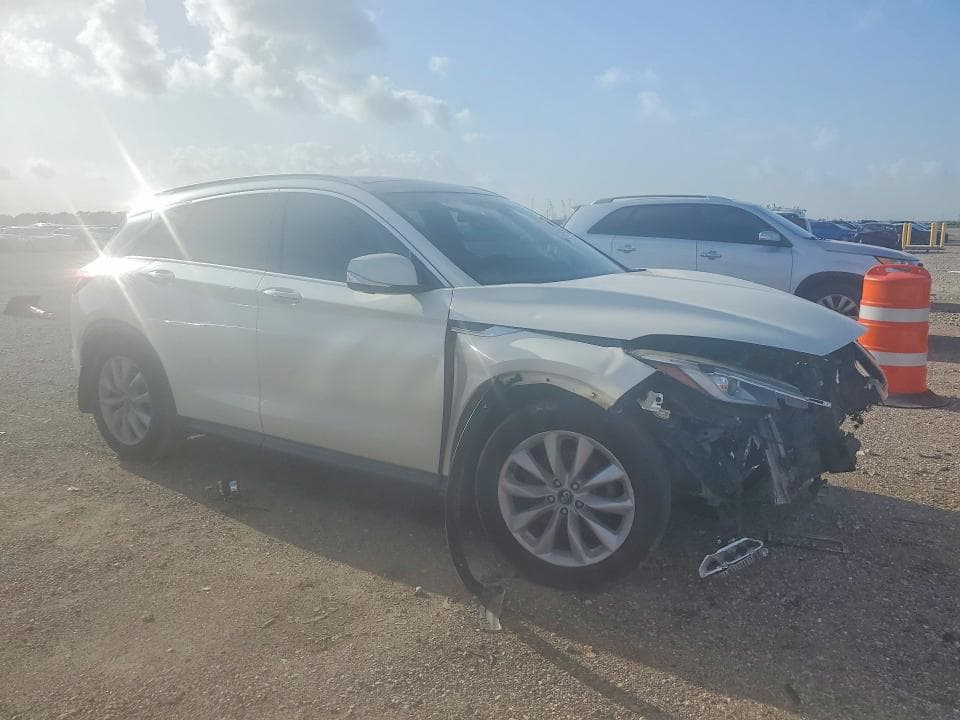 2019 INFINITI QX50 ESSENTIAL 4