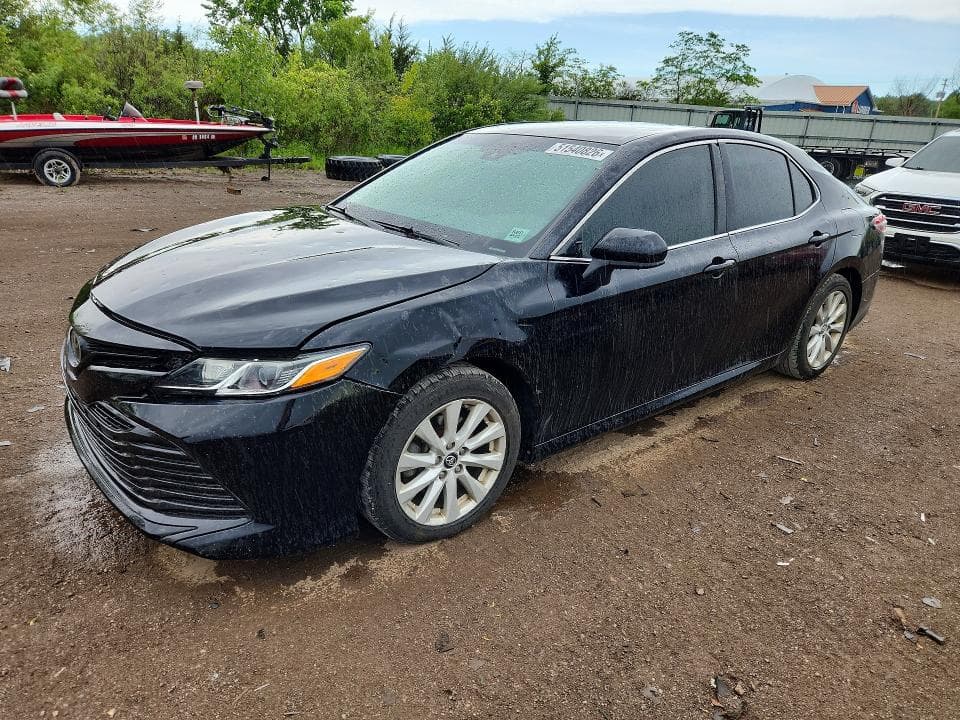2018 TOYOTA CAMRY
