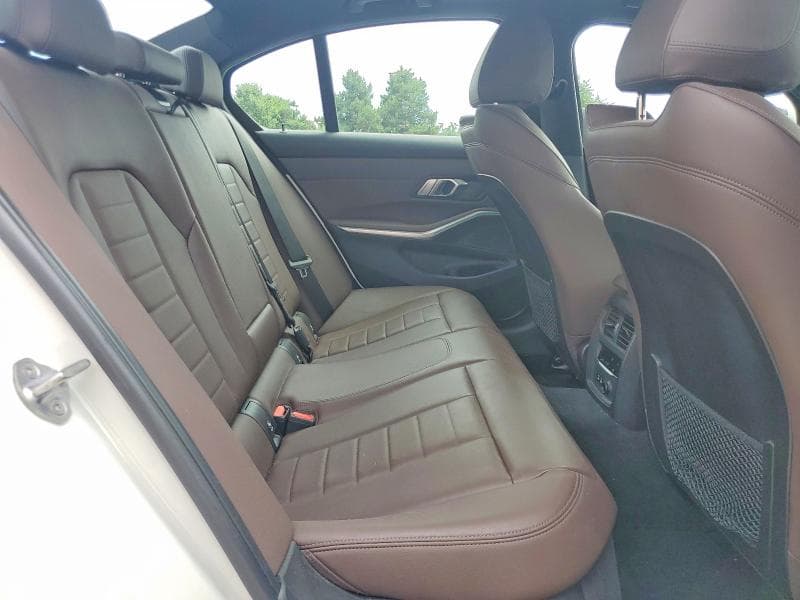 2020 BMW 330XI 10