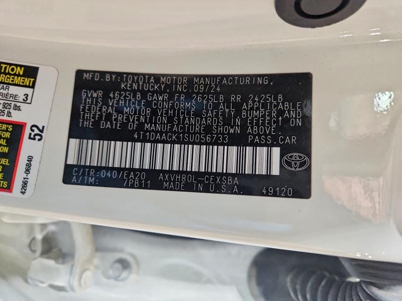 2025 TOYOTA CAMRY SE 12