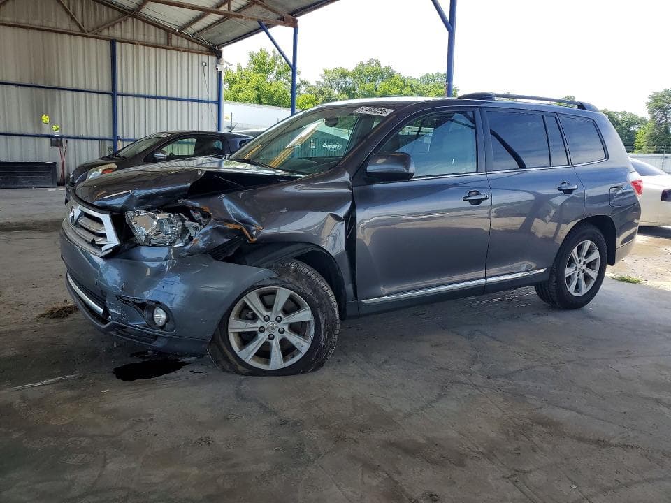 2013 TOYOTA HIGHLANDER