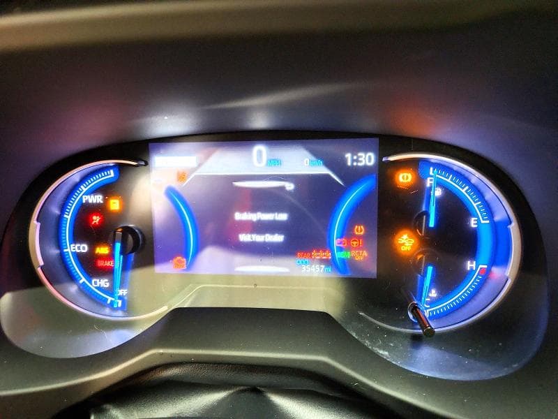 2024 TOYOTA RAV4 XLE PREMIUM 9