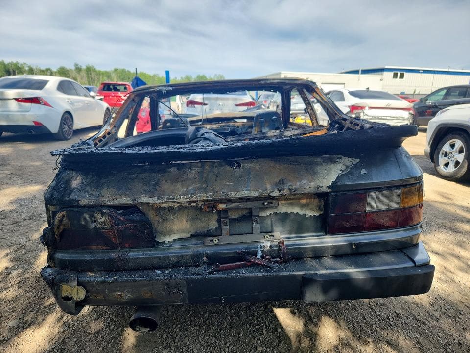 1984 PORSCHE 944 6