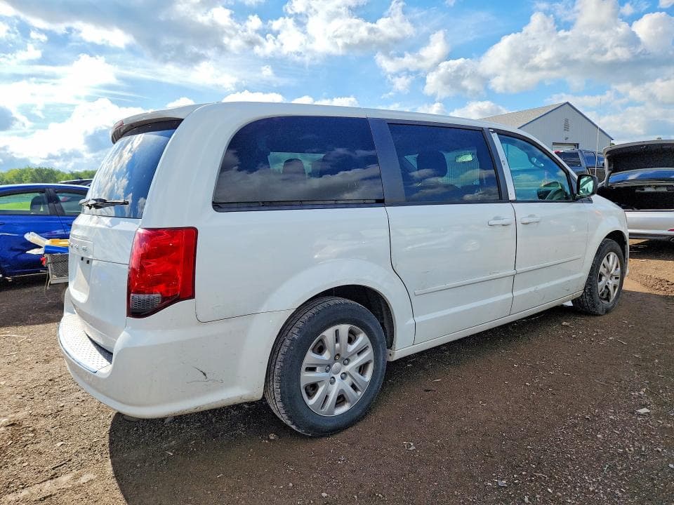2017 DODGE GRAND CARAVAN SE 3
