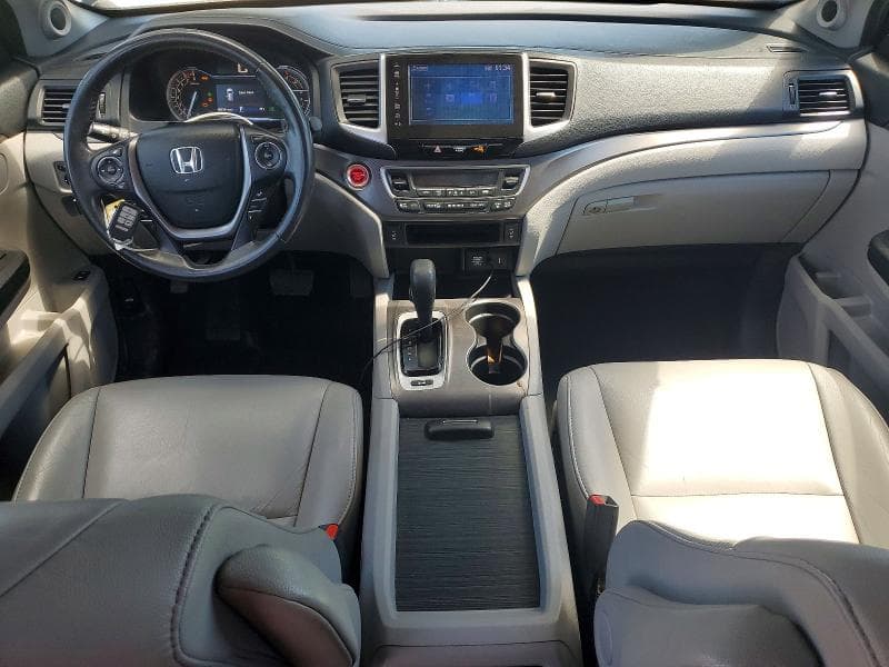2017 HONDA PILOT EXL 8