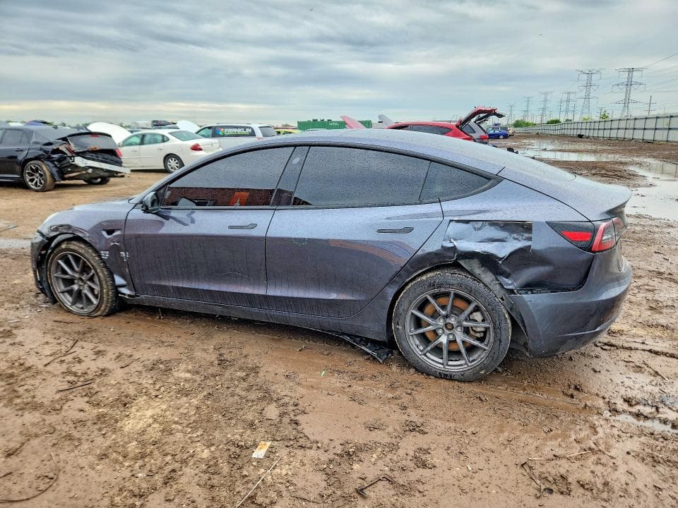 2023 TESLA MODEL 3 2