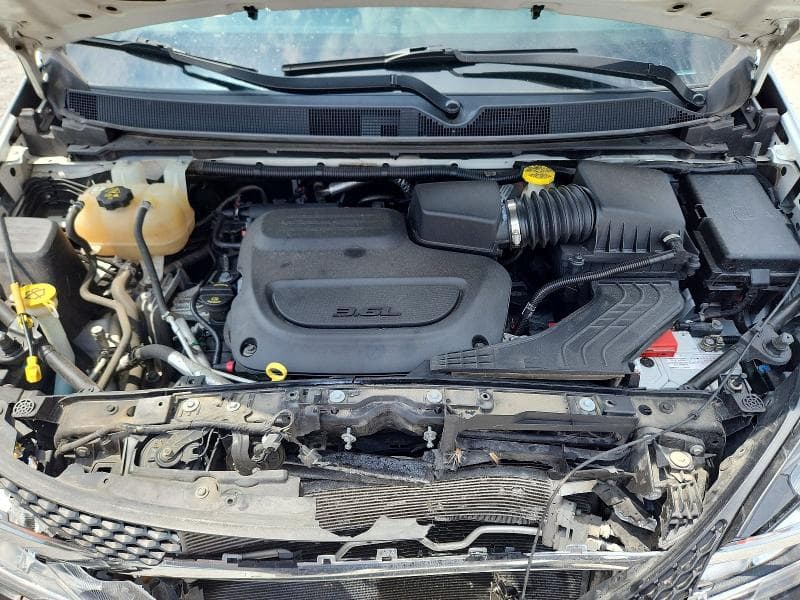 2019 CHRYSLER PACIFICA TOURING L 12