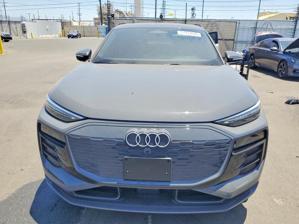 2025 AUDI Q6 E-TRON PREMIUM PLUS 5