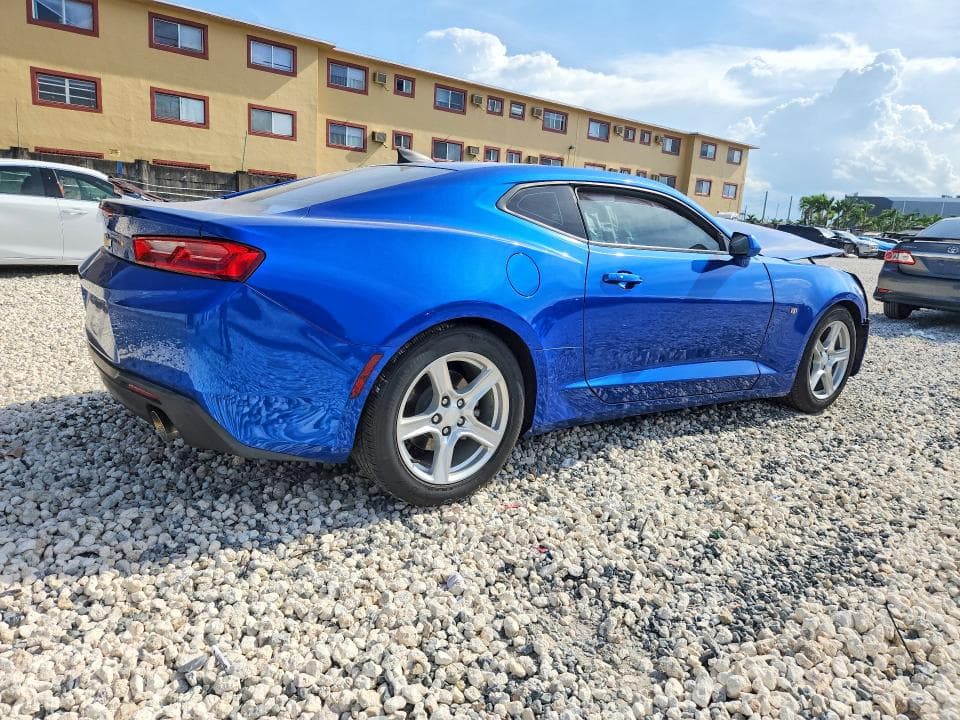 2018 CHEVROLET CAMARO LT 3