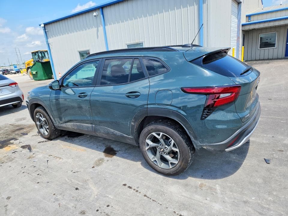 2025 CHEVROLET TRAX 1LT 2