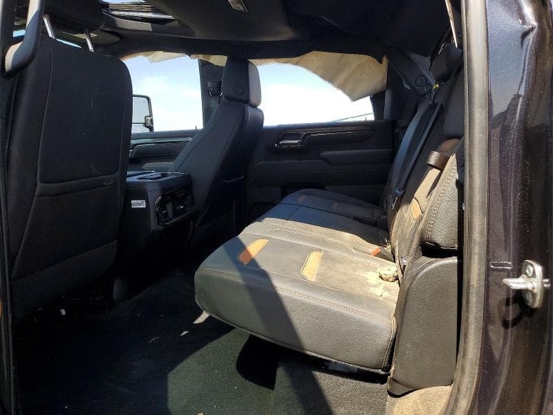 2026 GMC SIERRA K2500 AT4 10