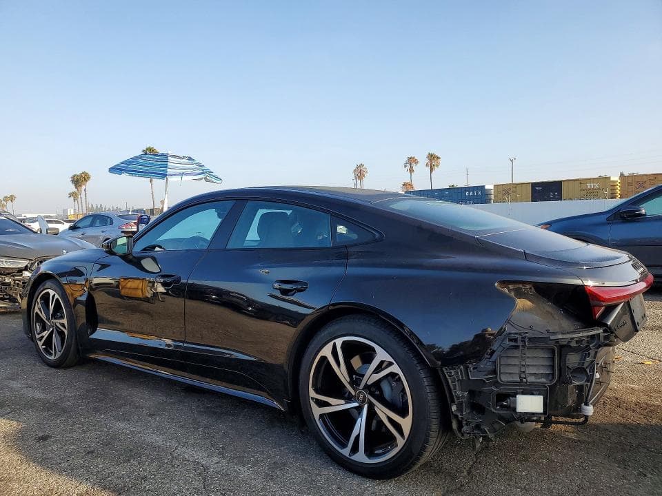 2024 AUDI E-TRON GT PREMIUM PLUS 2
