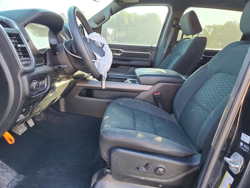 2025 RAM 1500 BIG HORN 7