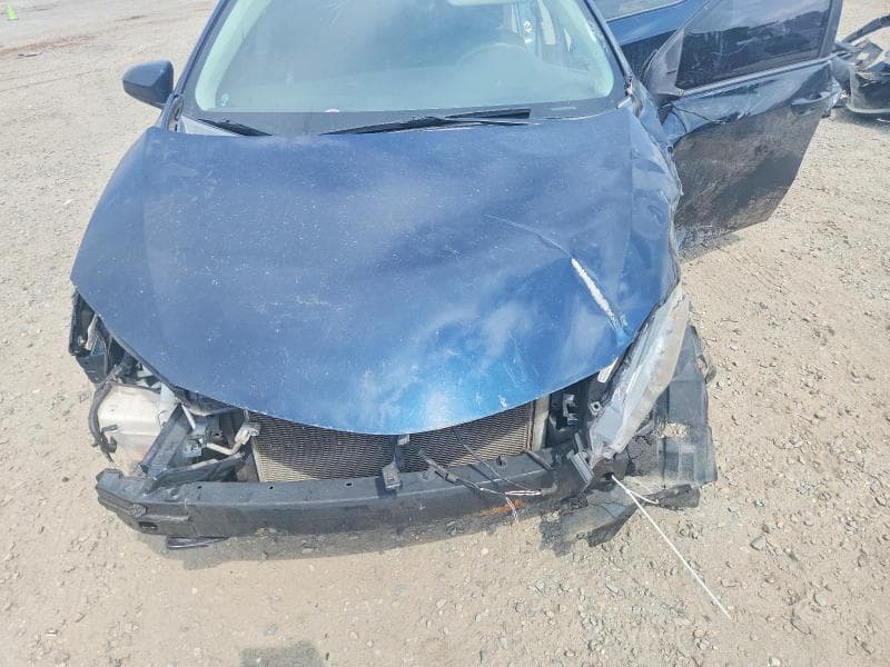 2019 TOYOTA COROLLA LE 11