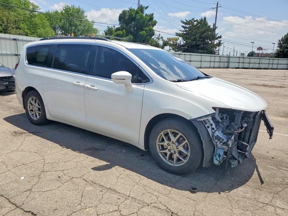2022 CHRYSLER PACIFICA TOURING 4