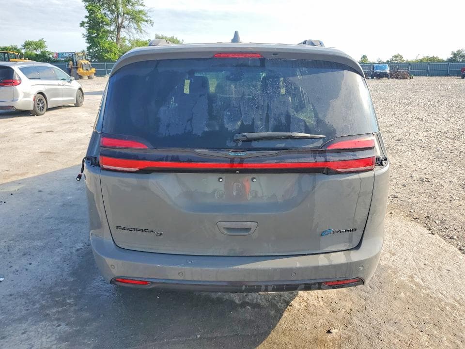 2021 CHRYSLER PACIFICA HYBRID LIMITED 6