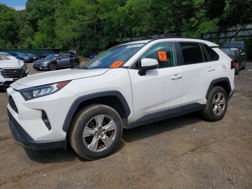2020 TOYOTA RAV4 XLE - 1