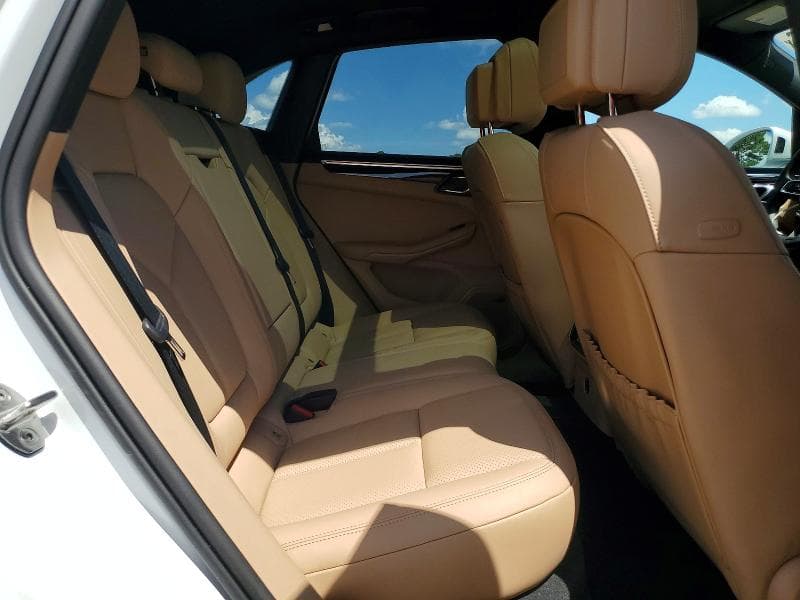 2025 PORSCHE MACAN S 11