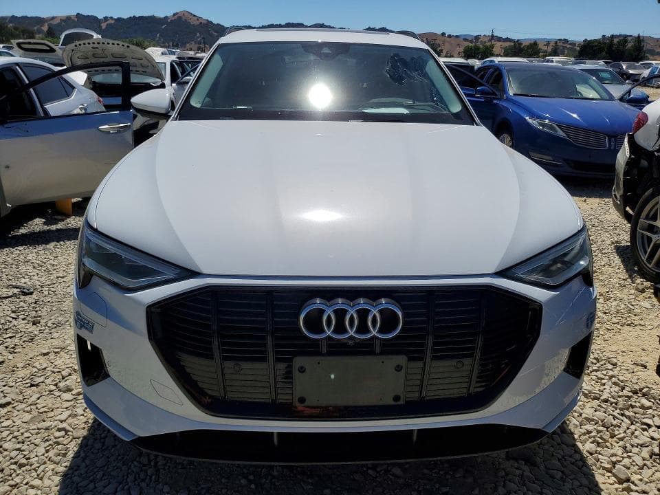 2021 AUDI E-TRON PREMIUM 5
