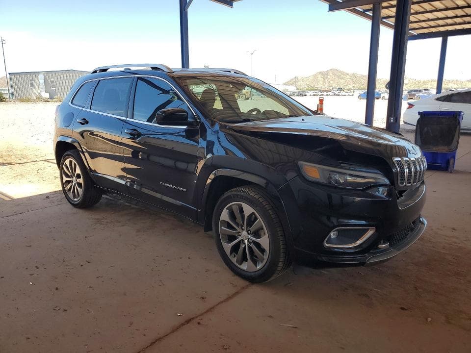 2019 JEEP CHEROKEE OVERLAND 4