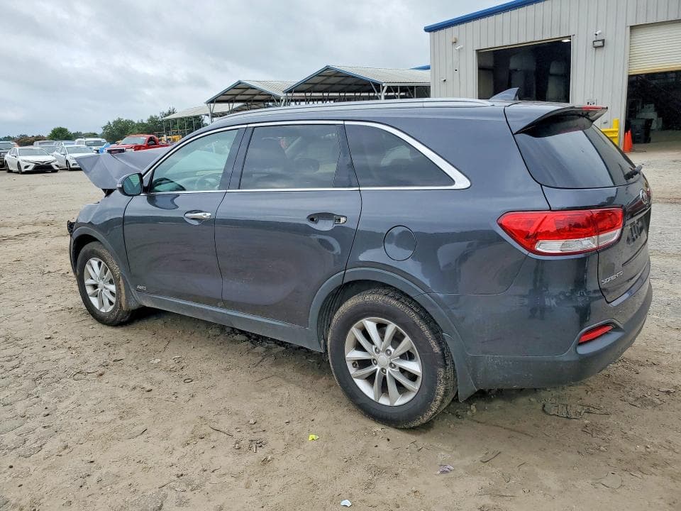2018 KIA SORENTO LX 2