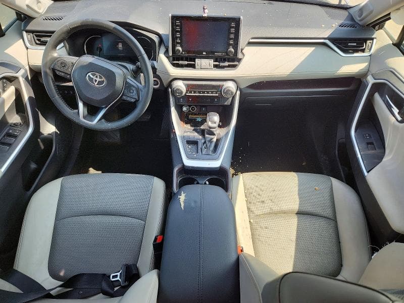 2021 TOYOTA RAV4 LIMITED 8
