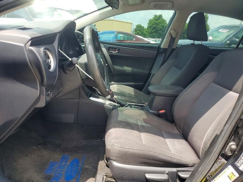 2019 TOYOTA COROLLA LE 7