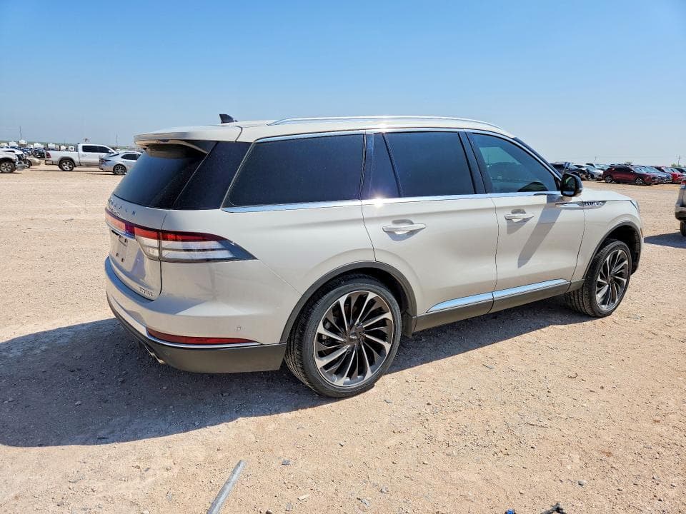 2024 LINCOLN AVIATOR RESERVE 3