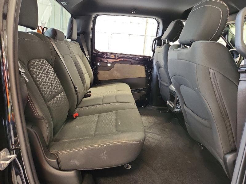 2025 RAM 1500 BIG HORN 10