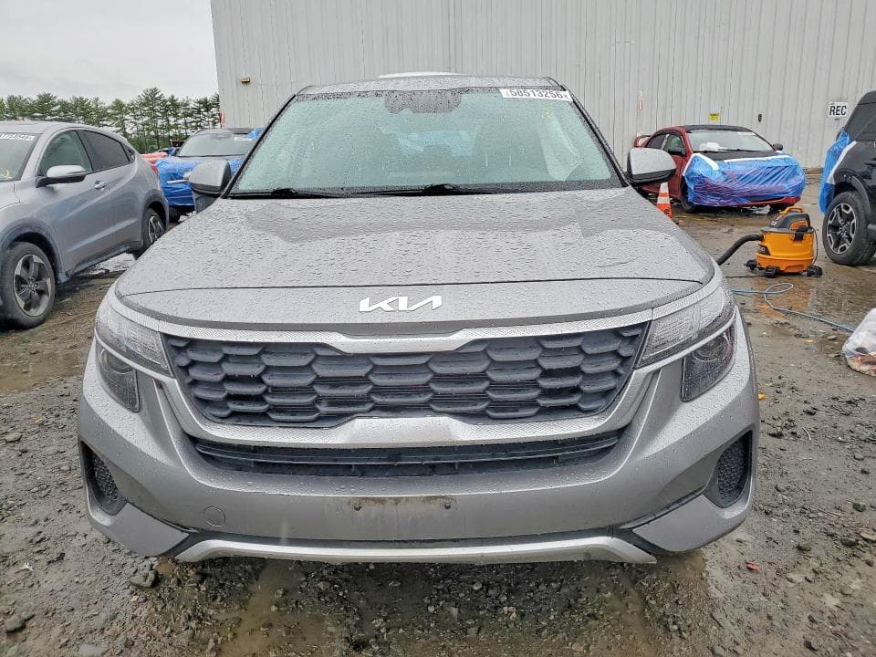 2022 KIA SELTOS LX 5