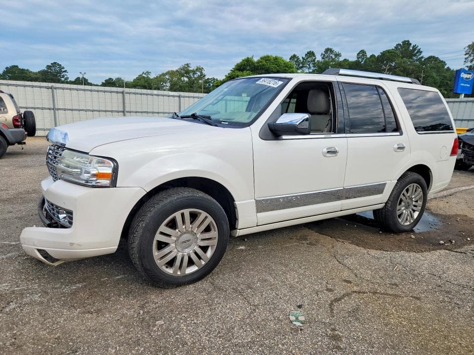2013 LINCOLN NAVIGATOR - 1