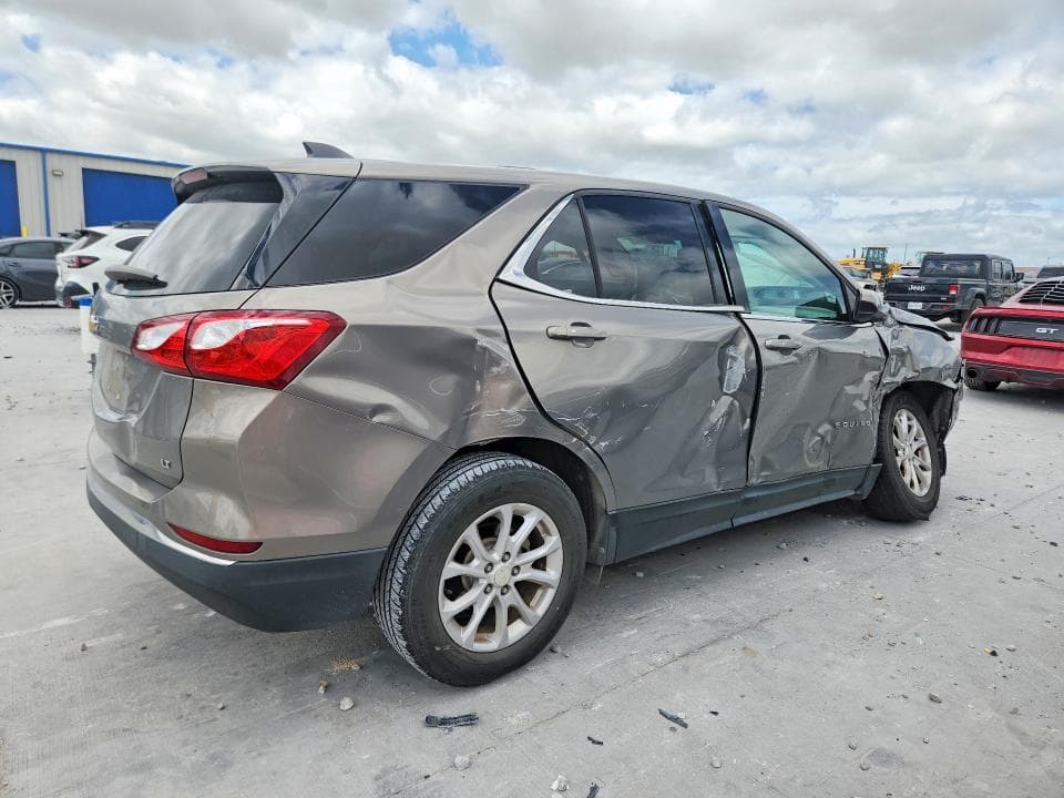 2018 CHEVROLET EQUINOX LT 3