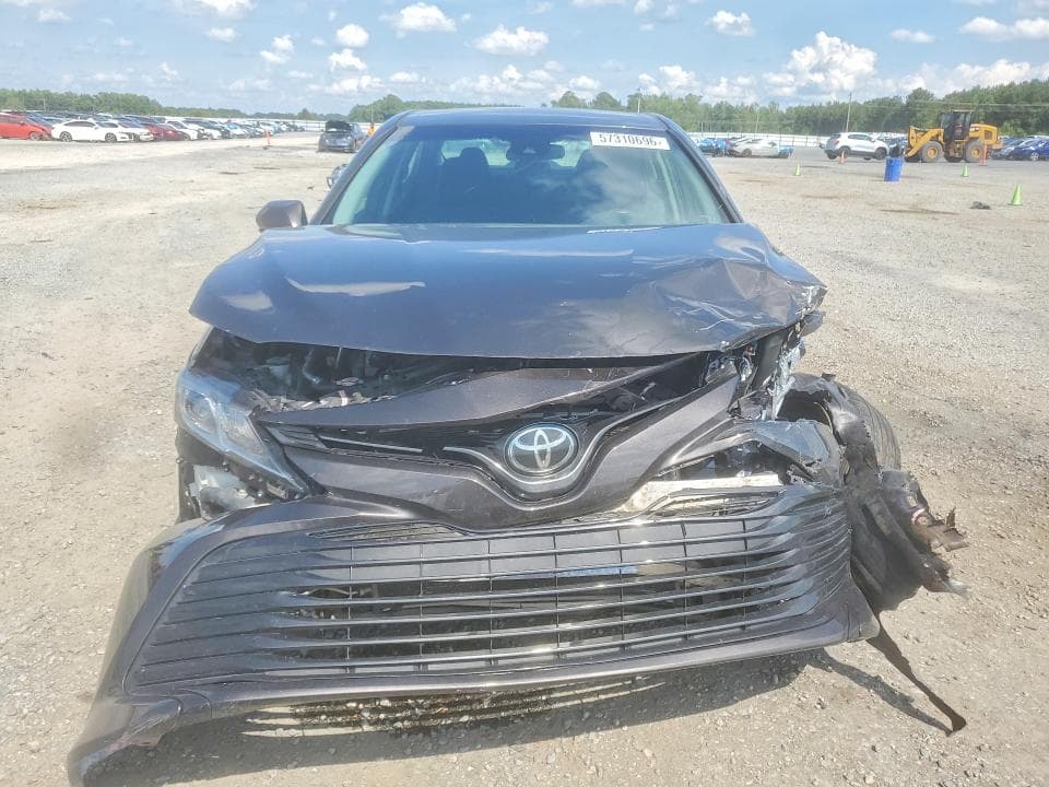 2020 TOYOTA CAMRY LE 5