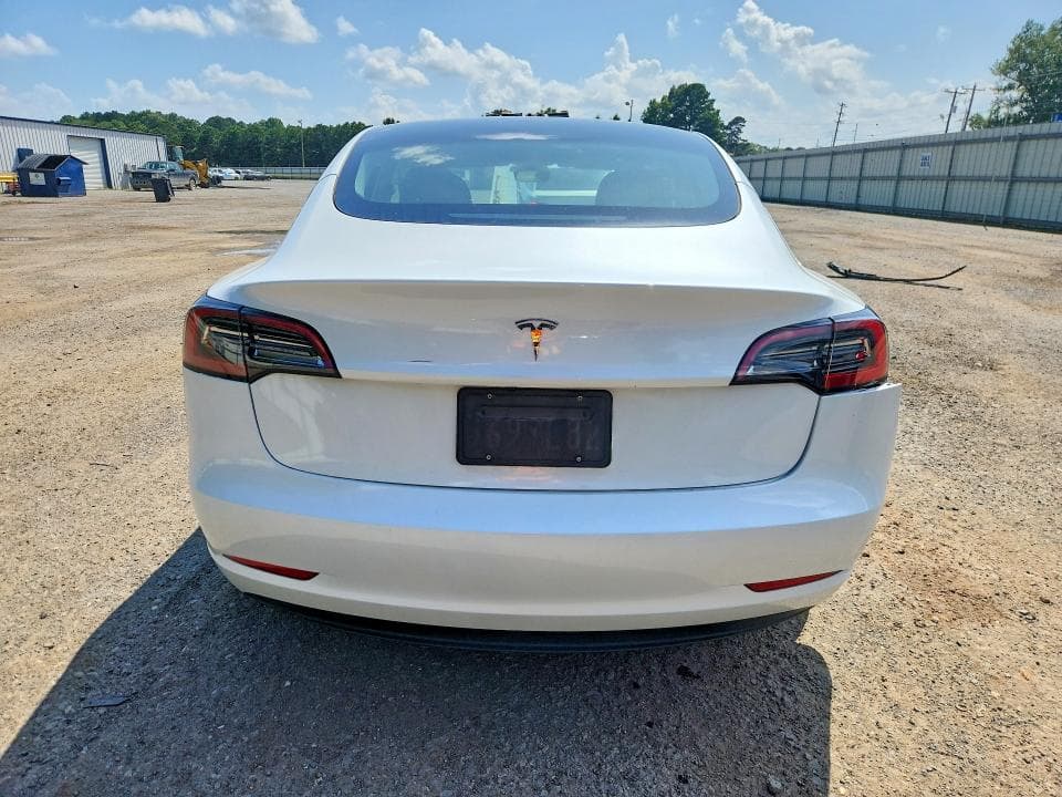 2023 TESLA MODEL 3 6
