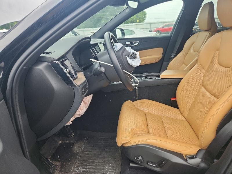 2021 VOLVO XC60 T5 INSCRIPTION 7