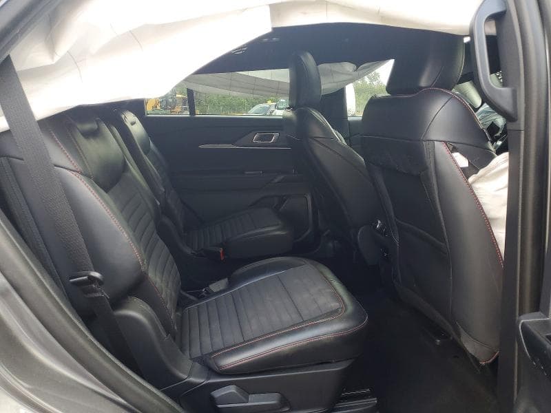 2025 FORD EXPLORER ST-LINE 11