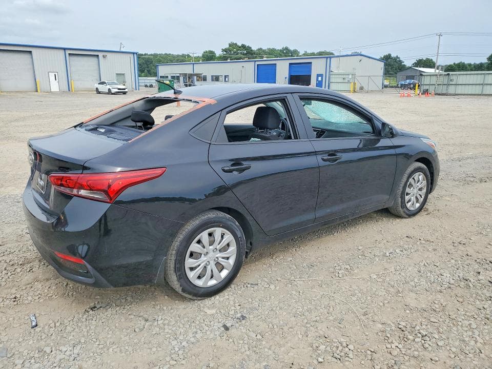 2021 HYUNDAI ACCENT SE 3
