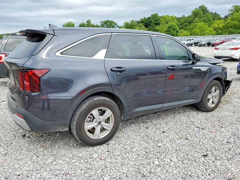2026 KIA SORENTO LX 3