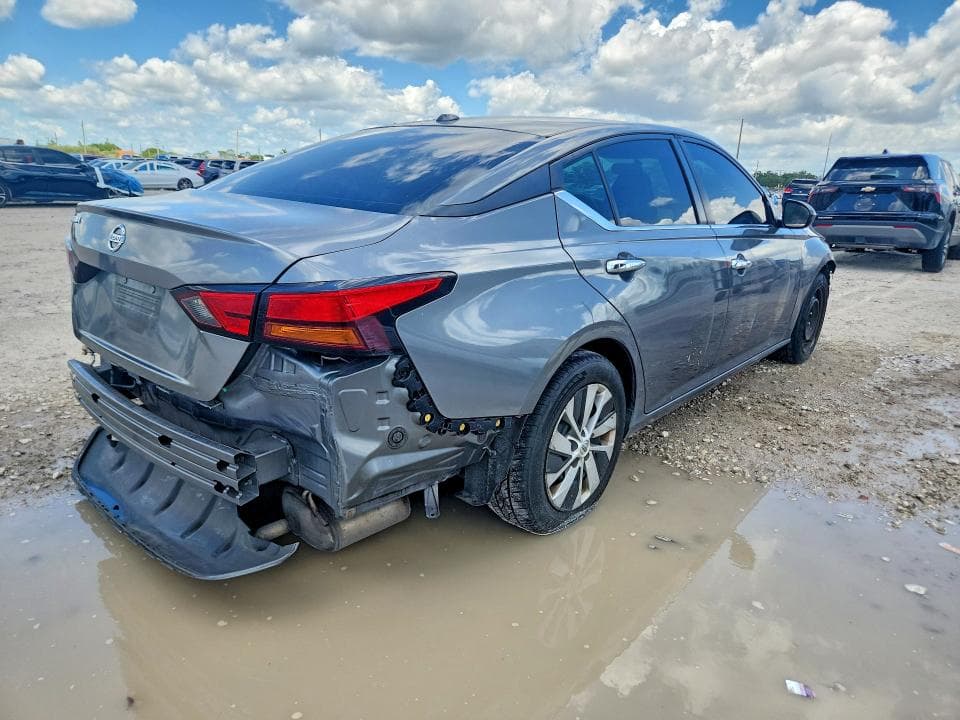 2020 NISSAN ALTIMA S 3