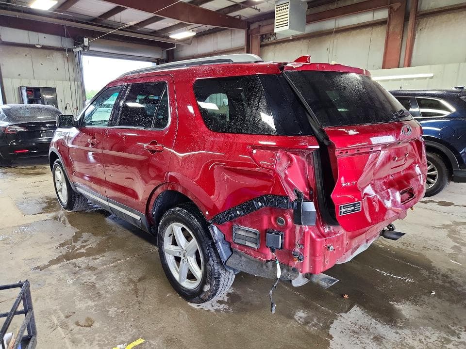 2017 FORD EXPLORER XLT 2