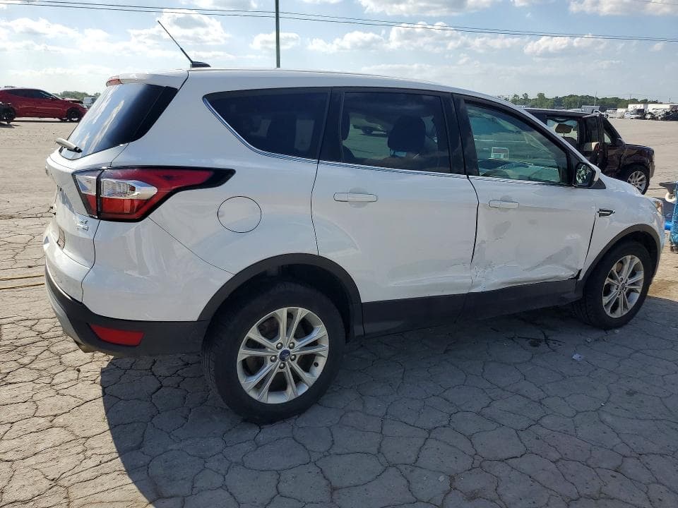 2017 FORD ESCAPE SE 3