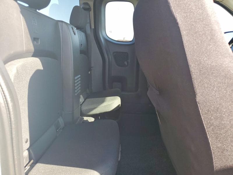 2024 NISSAN FRONTIER S 10