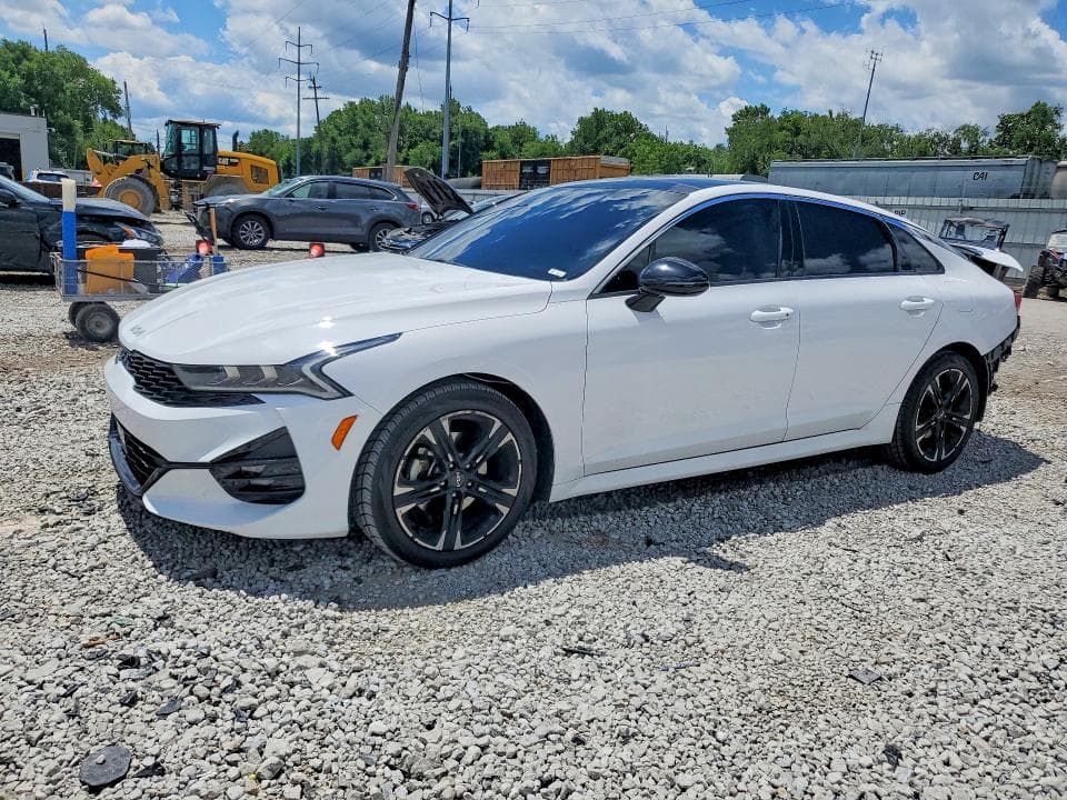 2022 KIA K5