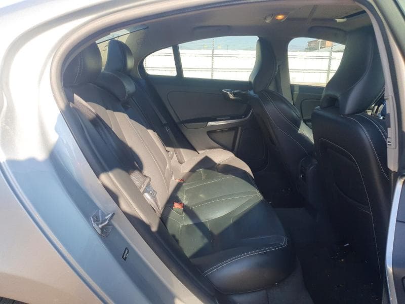 2017 VOLVO S60 DYNAMIC 10