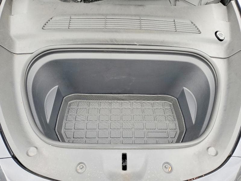 2025 TESLA MODEL Y 12
