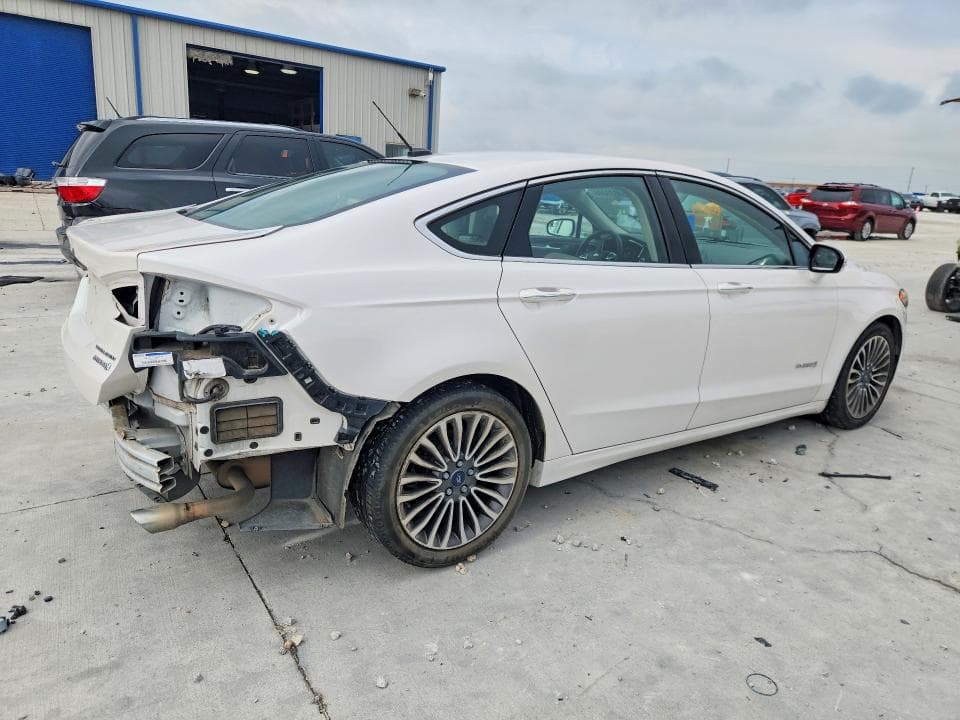 2017 FORD FUSION TITANIUM HEV 3