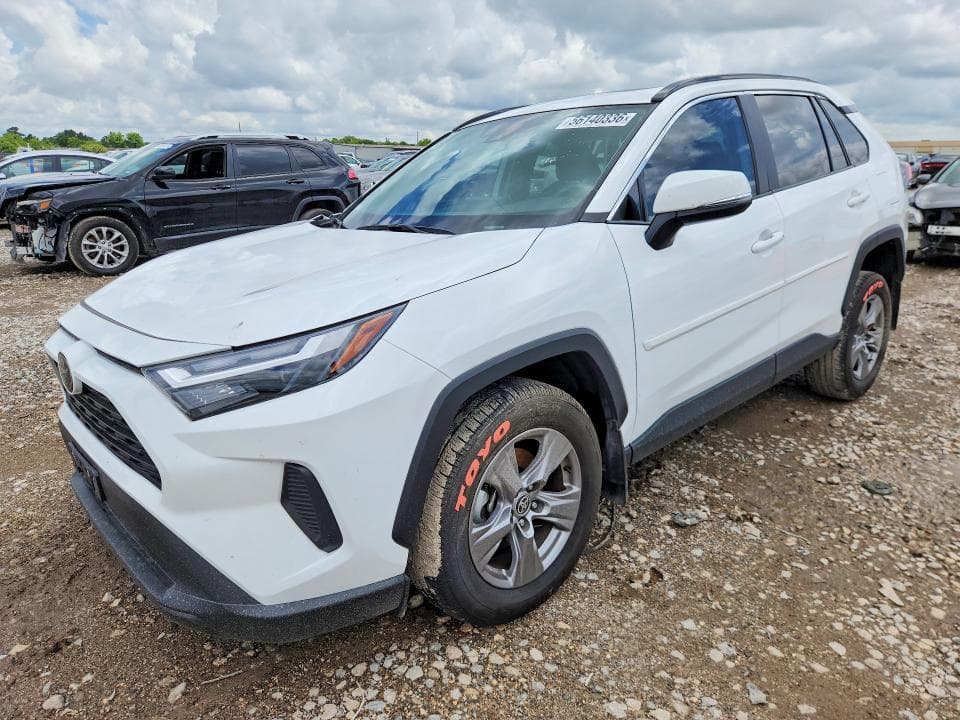 2024 TOYOTA RAV4 XLE - 1